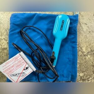Amika Polished Perfection Mini Straightening Tool New Without Box